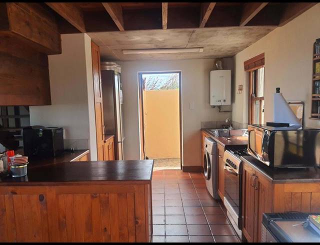 3 BEDROOM HOUSE FOR SALE IN SPRINGERBAAI ECO ESTATE